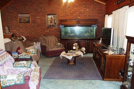 Property photo of 19 Dundas Street Darley VIC 3340