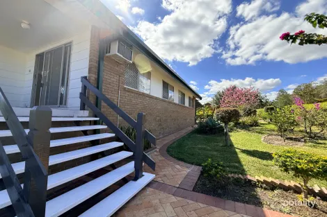 Property photo of 36 Thornlaw Street Durack QLD 4077