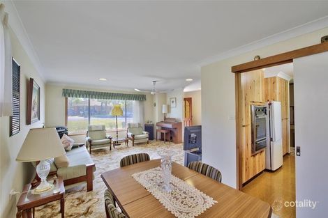 17 Moonah Ave, Saratoga, NSW 2251