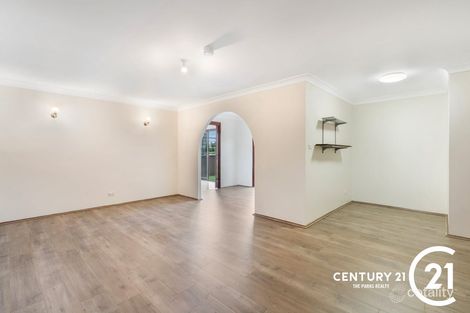Property photo of 8 Franklin Place Bossley Park NSW 2176