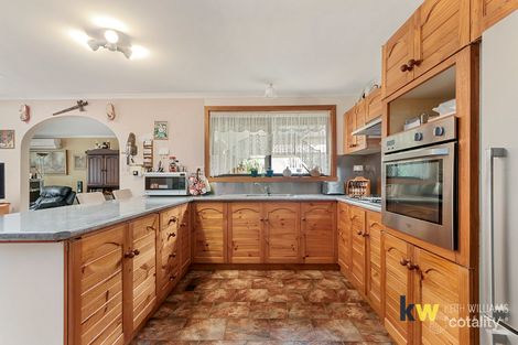 Property photo of 13 Jarrah Court Traralgon VIC 3844