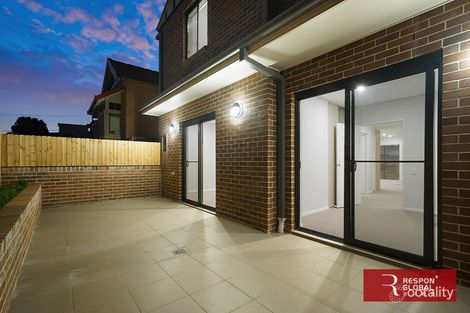 Property photo of 2/137 Good Street Rosehill NSW 2142