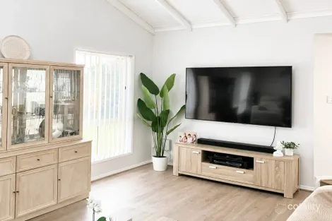 Property photo of 30 Dalzell Crescent Darling Heights QLD 4350