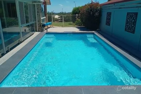 Property photo of 30 Dalzell Crescent Darling Heights QLD 4350