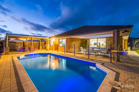 Property photo of 5 Lutea Road Halls Head WA 6210