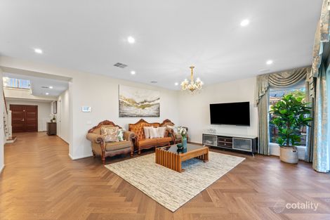 Property photo of 13 Viewbank Road Mount Waverley VIC 3149