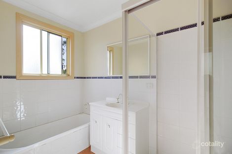 Property photo of 2/12 Woodlawn Avenue Mangerton NSW 2500