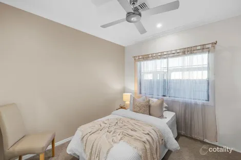Property photo of 27 Headland Drive Birtinya QLD 4575