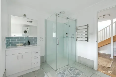 Property photo of 18 Gemini Way Narrawallee NSW 2539