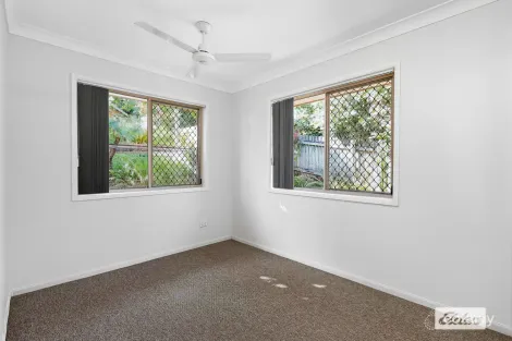 Property photo of 6 Toos Close Cooee Bay QLD 4703