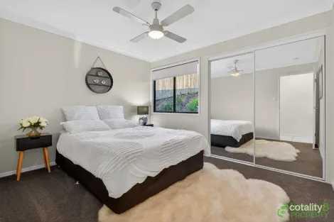 Property photo of 2 Tipuana Place Cashmere QLD 4500