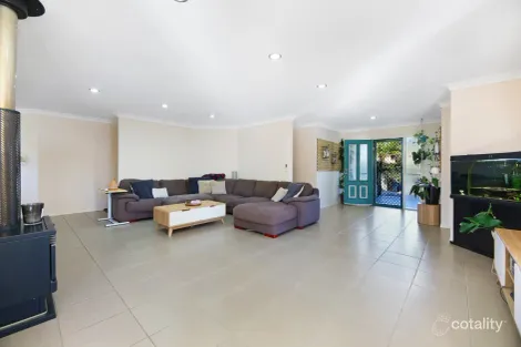 Property photo of 12 Stockman Crescent Mudgeeraba QLD 4213