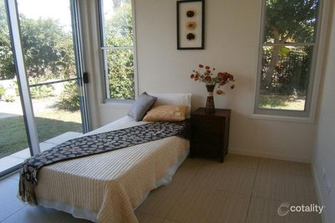 Property photo of 2 Seashells Court Burrum Heads QLD 4659