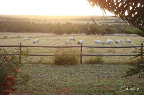 Property photo of 30 Roe Close Mount Hill WA 6528