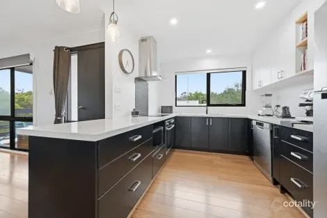 Property photo of 22 Tamara Crescent Inverloch VIC 3996