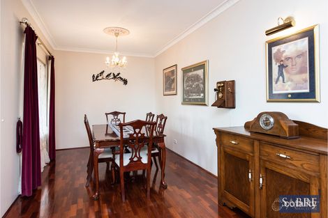 Property photo of 7 Lakeside Drive Helena Valley WA 6056