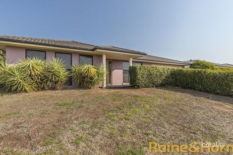 Property photo of 12 Cypress Point Drive Dubbo NSW 2830