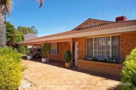 Property photo of 63 Lakeshore Close Ballajura WA 6066