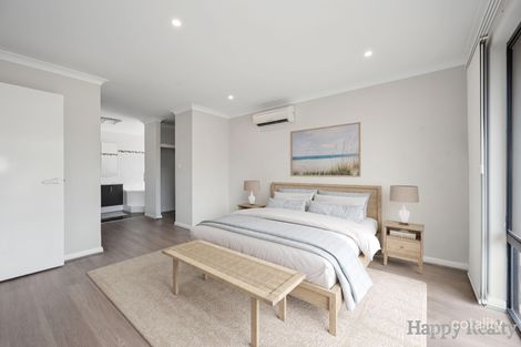 30 Amos Loop, Canning Vale, WA 6155