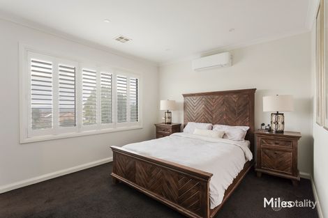 Property photo of 1/141 Porter Road Heidelberg Heights VIC 3081