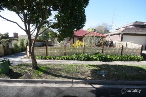 42a Blazey Rd, Croydon South, VIC 3136