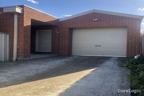 Property photo of 2/10 Camdale Parade St Albans VIC 3021