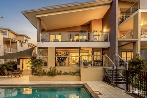 5/8-10 Georgina St, Woody Point, QLD 4019