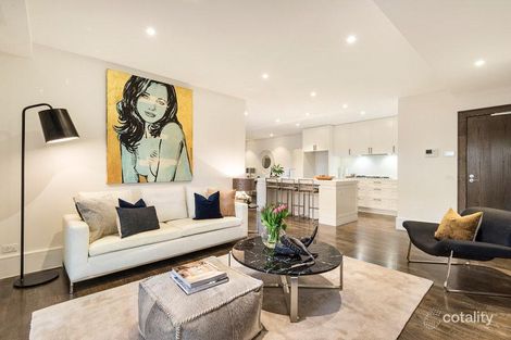 Property photo of 3/4 Carnarvon Road Caulfield North VIC 3161