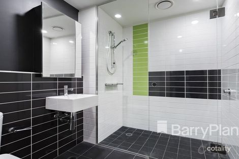 Property photo of 308/815 Bourke Street Docklands VIC 3008