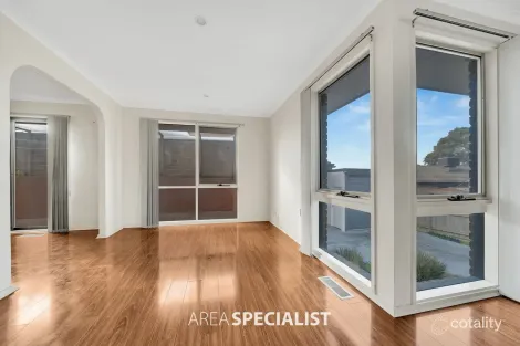 Property photo of 3 Keller Court Hampton Park VIC 3976