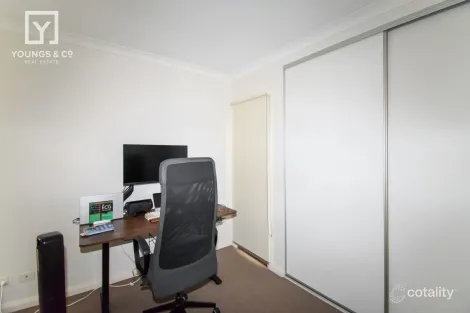 Property photo of 5 Purra Way Shepparton VIC 3630