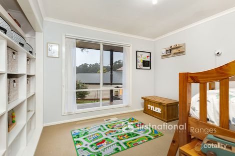 Property photo of 5 Stringybark Road Cockatoo VIC 3781
