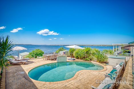 18b Scott Rd, Mannering Park, NSW 2259