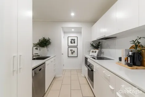 Property photo of 2/77 Douglas Street Greenslopes QLD 4120