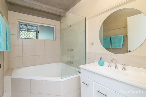 Property photo of 10 Bindaree Close Caravonica QLD 4878