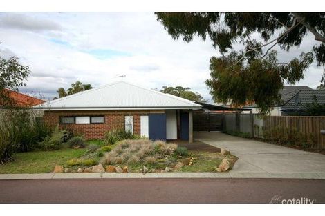 4 Curtin Gr, Bentley, WA 6102
