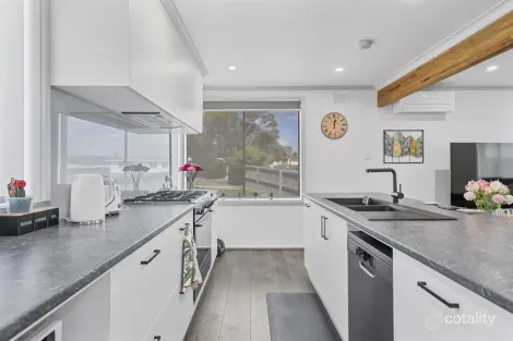 Property photo of 1 Morley Parade Triabunna TAS 7190