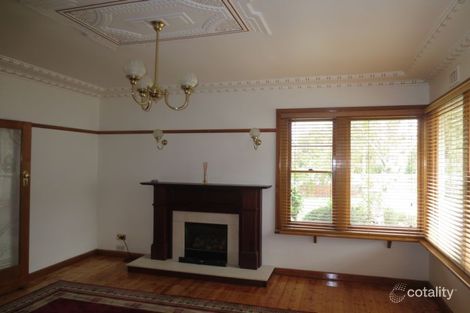 Property photo of 28 Queen Street Seaholme VIC 3018