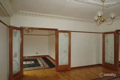 Property photo of 28 Queen Street Seaholme VIC 3018