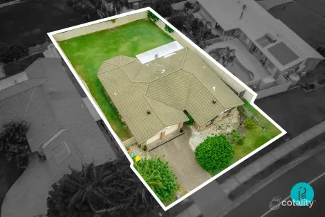 Property photo of 151 Mildura Drive Helensvale QLD 4212