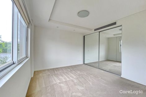 Property photo of 109/7-11 Magnolia Drive Breakfast Point NSW 2137