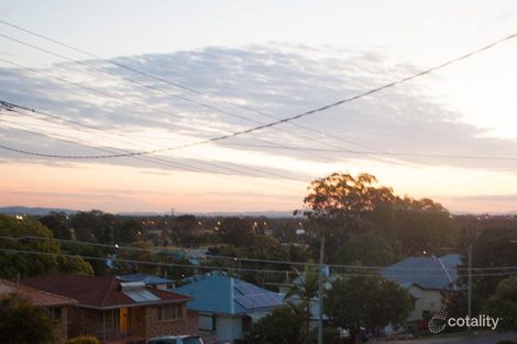 Property photo of 37 Hoskins Street Sandgate QLD 4017