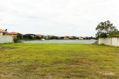 Property photo of 8 Calmwater Crescent Helensvale QLD 4212