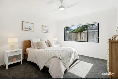 Property photo of 19 Comore Drive Varsity Lakes QLD 4227