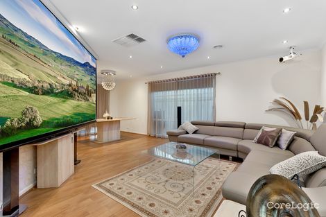 Property photo of 17 Hallmark Drive Narre Warren South VIC 3805