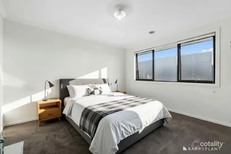 Property photo of 2 Crawley Street Strathtulloh VIC 3338