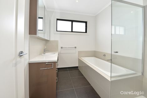 Property photo of 16 Grandview Road Niddrie VIC 3042