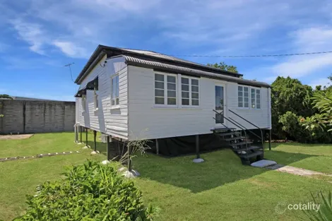 Property photo of 3 Lobley Street Ipswich QLD 4305
