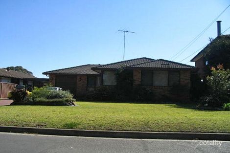 11 Lewin Cres, Chipping Norton, NSW 2170