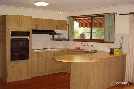 Property photo of 1 Nari Avenue Point Clare NSW 2250